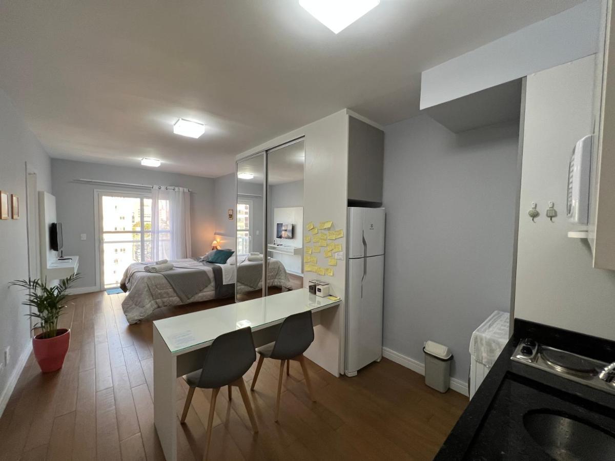 Studio 54 Apartment Curitiba Luaran gambar